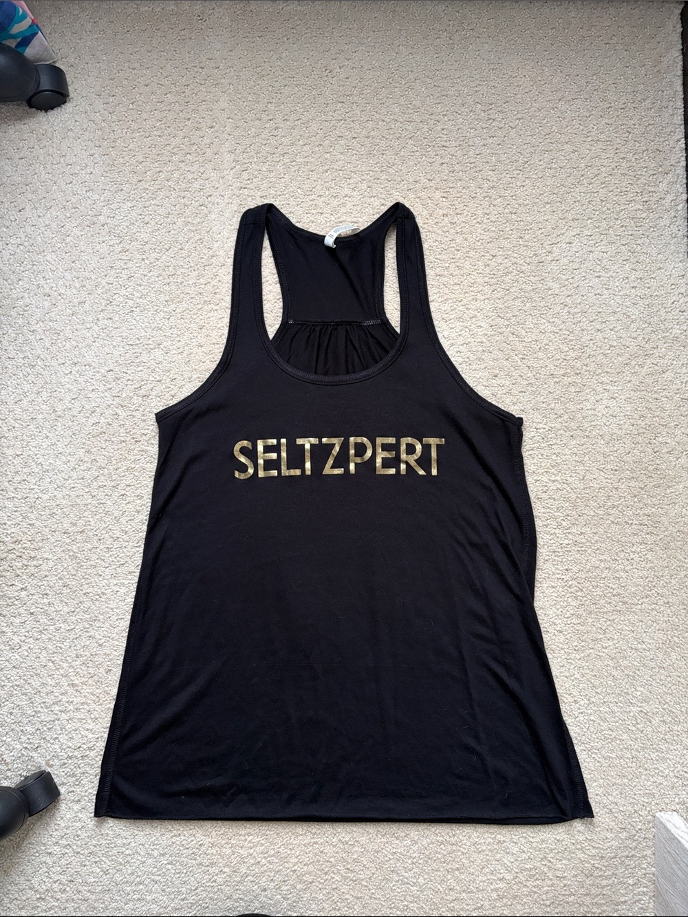 Seltzer tank top